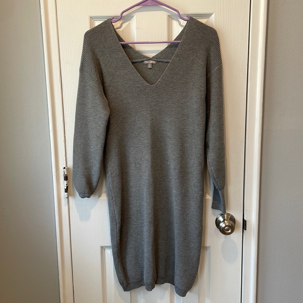 Women’s dress